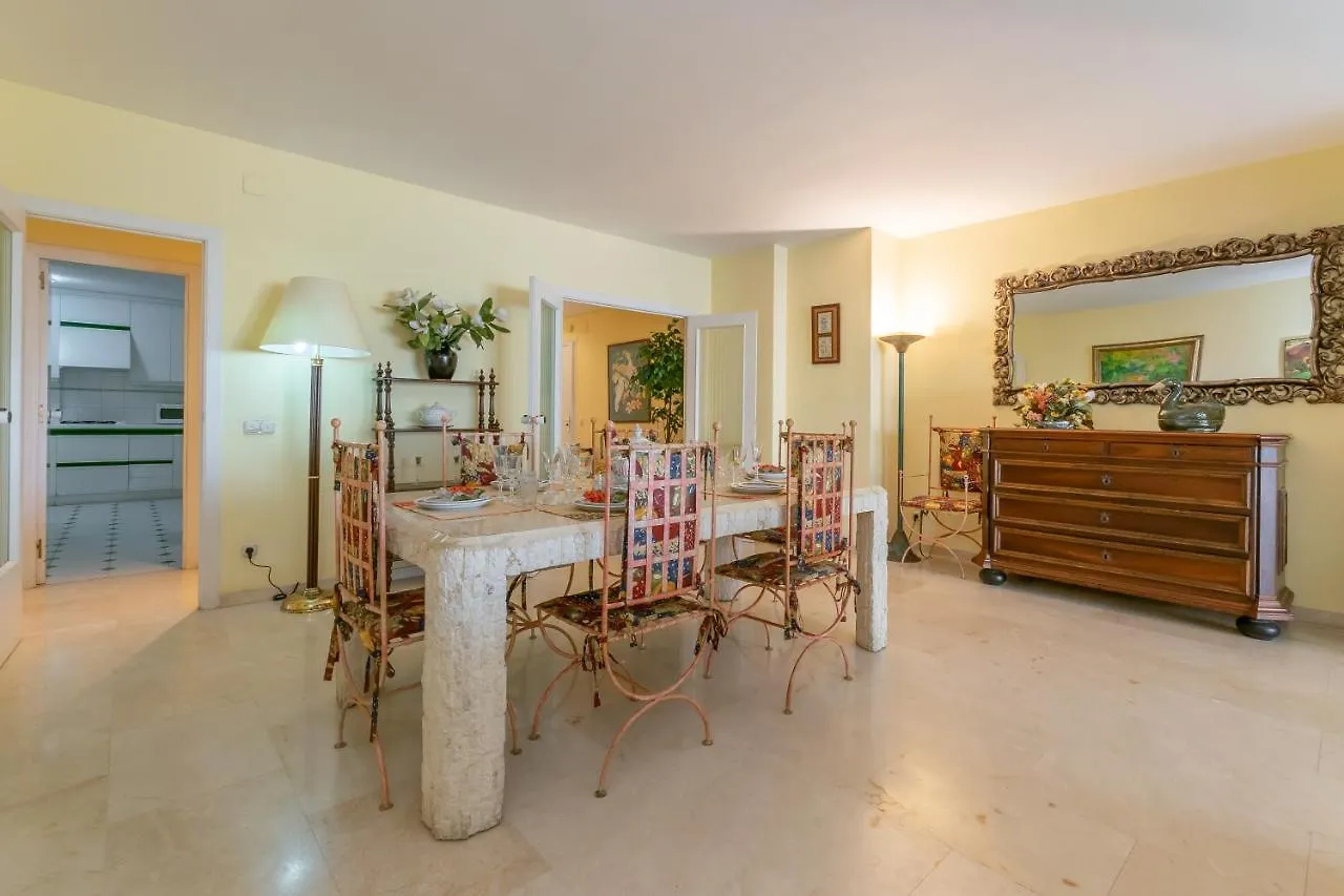 Estrella De Mar Sitges Apartment 0*,