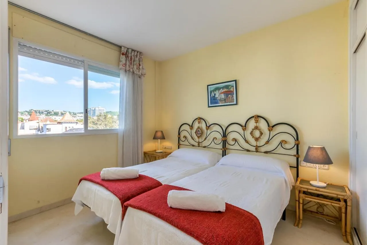 Estrella De Mar Sitges Apartment 0*,